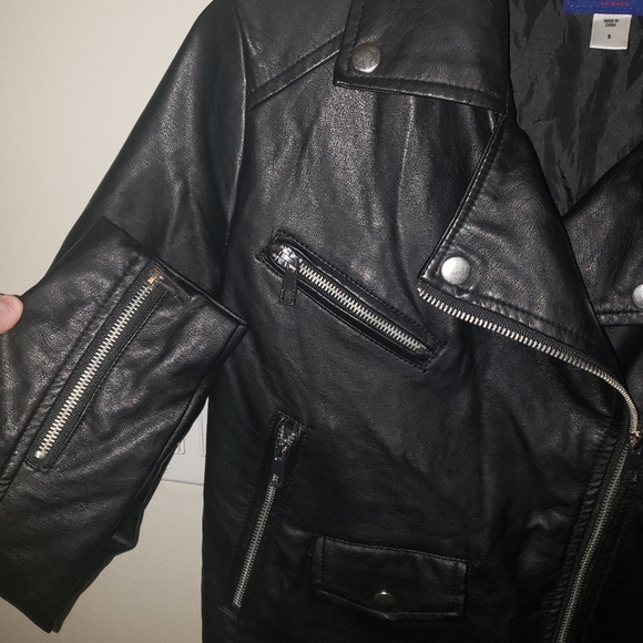 Leather like Jacket - Picture 3 of 9
